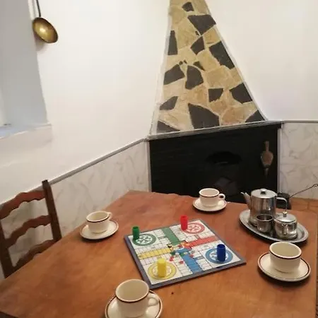Casa Con Chimenea 6/7 Personas * Levinco