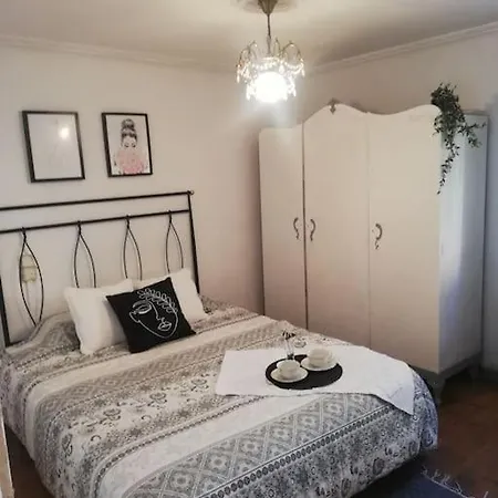 Casa Con Chimenea 6/7 Personas Ferienhaus Levinco